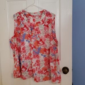 Plus Size Sleeveless Blouse